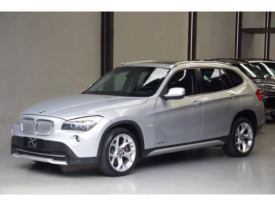 BMW X1 3.0 28I 4X4 24V GASOLINA 4P AUTOMÁTICO BMW X1 3.0 28I 4X4 24V GASOLINA 4P AUTOMÁTICO